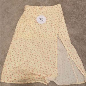 Princess Polly Yellow Floral Skirt NEW WITH TAGS